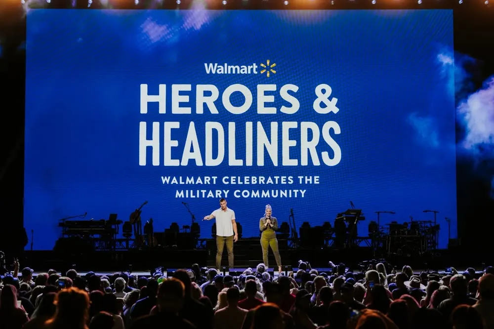 WALMART HEROES & HEADLINERS